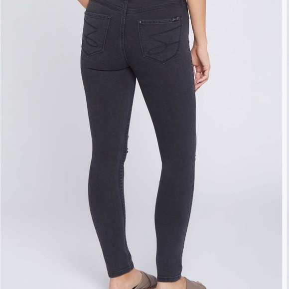 Brand New!!! Seven Jeans. Very flattering snd great stretch to them. - Picture 3 of 4